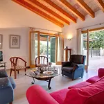 Villa Llobiner By Villa Plus