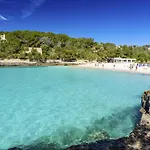 La Ola Beach House