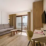 Alua Suites Las Rocas