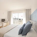 Hotel Torá