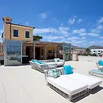 Aparthotel Galeón Suites