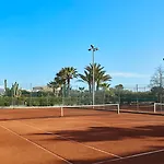 Universal Grand León&Spa