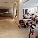 Aparthotel Playa Dorada