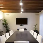 Petit Palace Hotel Tres