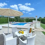 Owl Booking Villa Tofol - Ideal For Family And Friends