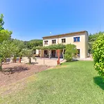 Villa Mas by Villa Plus