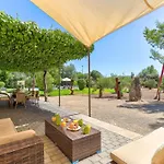 Villa Mas by Villa Plus