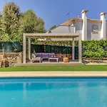Deluxe Mallorca Villa I Upmarket Location I Maria Bonaire I 4 Bedrooms I Close To The Beach I Alcudia