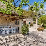 Charming Pollensa Villa Beautiful Views Of The Tramuntana Mountains La Coma I 4 Bedrooms Pollensa