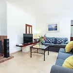Villa Mares