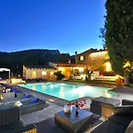 Villa Ramona