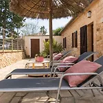 Villa Petita Llombards