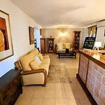 Don Carlos Friendly Hotel