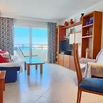 Fantastic 2 Bedrooms Apartment With Sea View