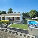 Owl Booking Villa Gabriel - Rustic Stay