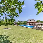 Villa Pedra