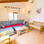 Perfecta villa para vacaciones con wifi y A/C