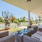 Villa Quiros 2