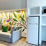 Y Hostel - Albergue Juvenil