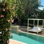 Villa Henry