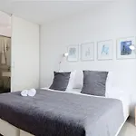 Port Nou - Villa With Private Pool In Cala Bona