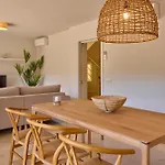 Universal Aquamarin Beach Houses