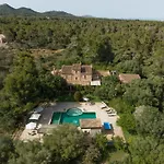 Villa De Lujo Con Gran Piscina Y Campo De Golf Cerca