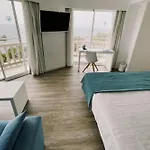 Hotel Pinos Playa
