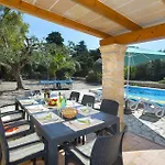 Villa Vilar De Baix By Villa Plus