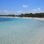 Mediterranes Appartement Mit Pool