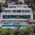 Villa Marvelo