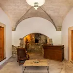 Honor - Rustic Villa For 16 People