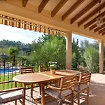 Villa Cas Mestre con piscina en entorno rural