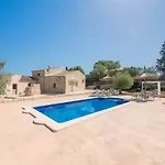 Villa With Private Pool In Jornets