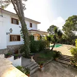 Villa Rosa, Espaciosa Casa Con Piscina