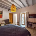 Can Karlito Rooms