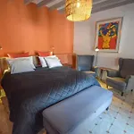 Can Karlito Rooms