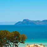 The Shell Ll New At The Beach, With Sea Views And Swimming Pool