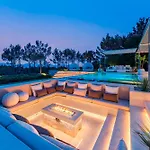 Luxury Villa Privacy & Sea Views
