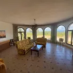 Castell Bohio Holiday Villa Bellissimo