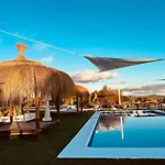 Villa Sunset Boulevard Lujoo
