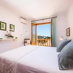 Villa Copinya Blanca