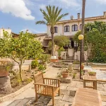 Leon De Sineu Hotel