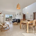Villa Marisa II