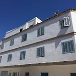 La Marina De Maria Guest House