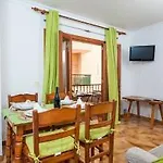 Carretera D\'Arta  4 Apartment