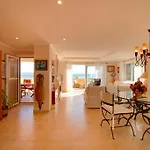 Villa Far