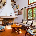 Finca Garrovera Pollensa By Mallorca Villa Selection