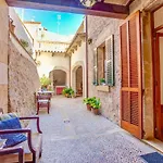 Casa Coll