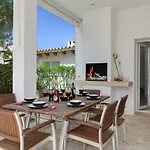 Villa Miguel Angel